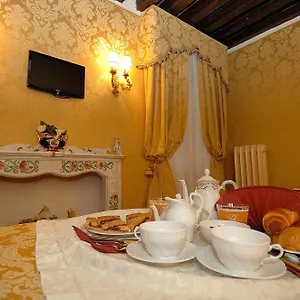 ** Alojamento de Acomodação e Pequeno-almoço Residenza La Loggia Itália